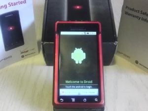 Motorola Droid A855 CDMA (Black) QWERTY Android Touch-Screen Smart Phone